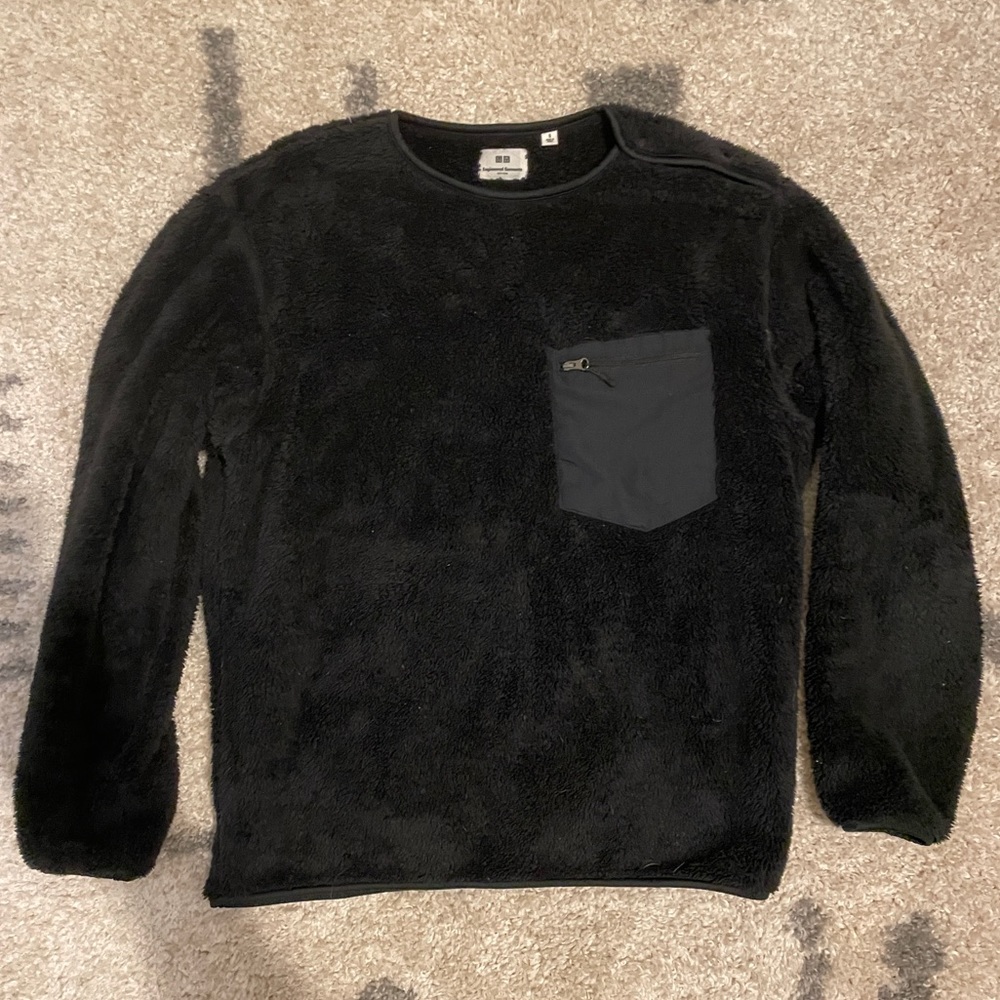 Engineered Garments x Uniqlo Fleece Sweater Pullover in Black. Size Small.